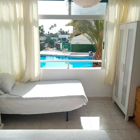 Close To Yumbo,free Parking Apartment