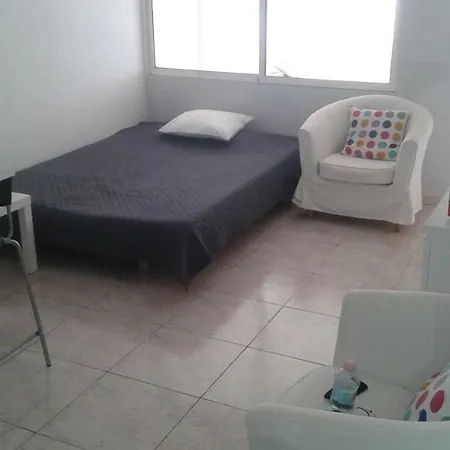 Close To Yumbo,free Parking Playa del Ingles (Gran Canaria)