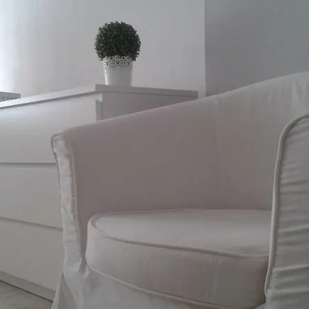 Apartment Close To Yumbo,free Parking